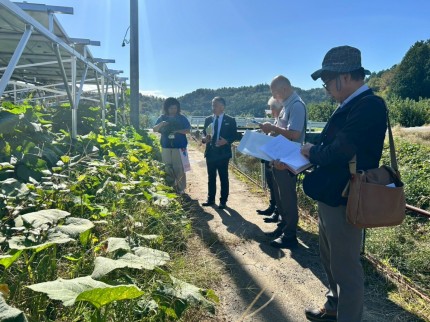 飯田市　株式会社リックス　ソーラーシェアリング